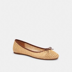 Coach Abigail Flat ベージュ | COH865802