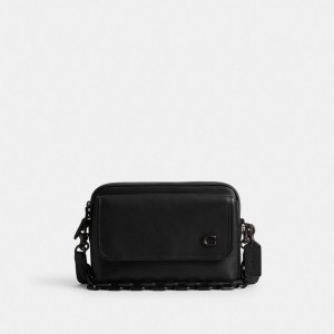 Coach Charter Flap Crossbody 24 黒 | COH866613