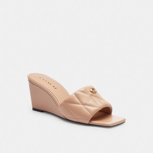 Coach Emma Wedge With Quilting アプリコット | COH865736