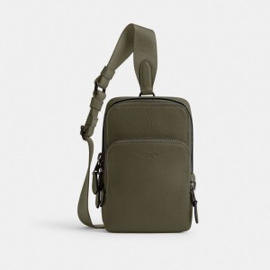 Coach Gotham Sling Pack 13 緑 | COH866561