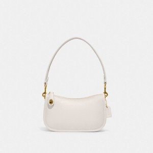 Coach Swinger Bag 20 白 | COH864853