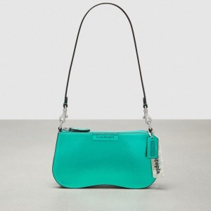 Coach Wavy Baguette Bag In Metallic Coachtopia Leather 緑 メタリック | COH864908