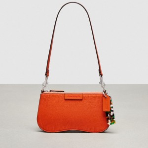 Coach Wavy Baguette Bag In Pebbled Coachtopia Leather オレンジ | COH864745