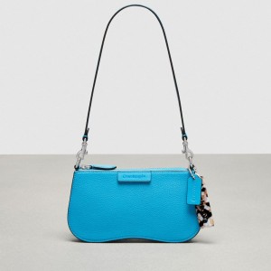 Coach Wavy Baguette Bag In Pebbled Coachtopia Leather 青 | COH864772