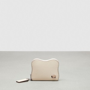 Coach Wavy Zip Around Wallet In Coachtopia Leather ベージュ | COH865593