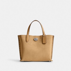 Coach Willow Tote Bag 24 With Rivets シルバー | COH865084