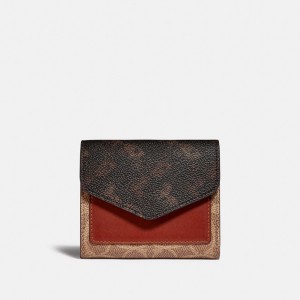 Coach Wyn Small Wallet With Horse And Carriage Print ブラウン 赤 | COH865605